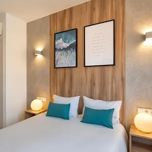 Made Hotel